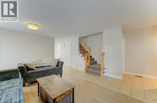 404 Wake Robin Crescent, Kitchener, ON - Indoor Photo Showing Living Room