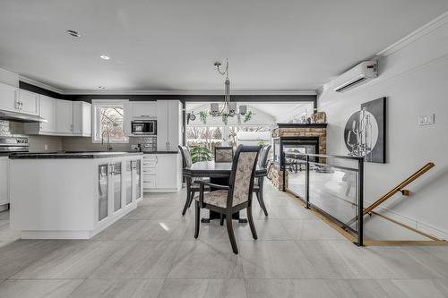 Dining room - 2018 Rue Arnaud, Québec (Beauport), QC - Indoor Photo Showing Kitchen