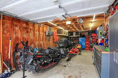 Garage - 518 Rue Rabelais, Saguenay (Chicoutimi), QC - Indoor Photo Showing Garage