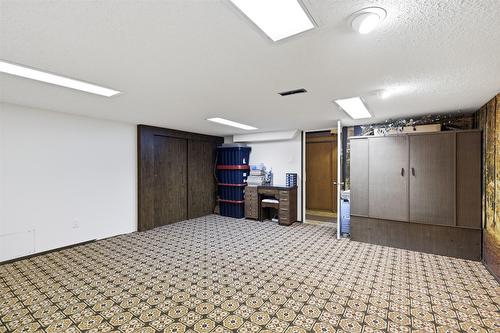 14-1555 Summit Drive, Kamloops, BC - Indoor Photo Showing Other Room