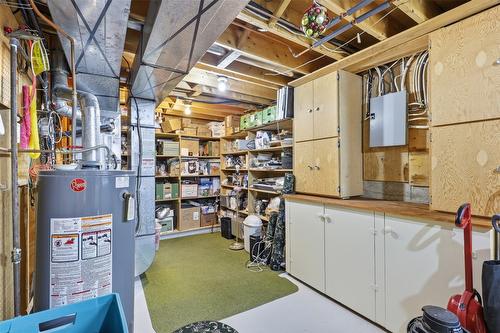 14-1555 Summit Drive, Kamloops, BC - Indoor Photo Showing Basement