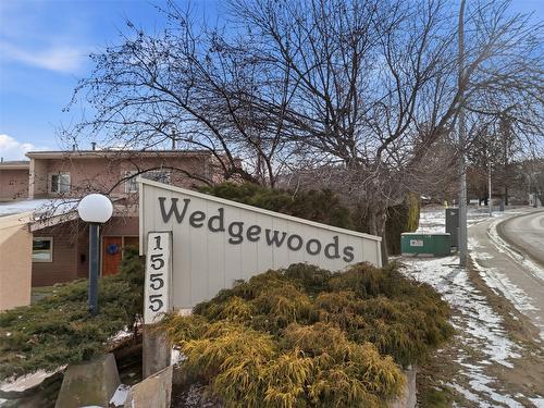 14-1555 Summit Drive, Kamloops, BC - Outdoor