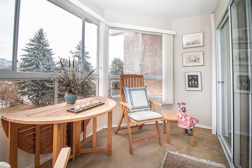 307-945 Lawrence Avenue, Kelowna, BC - Indoor