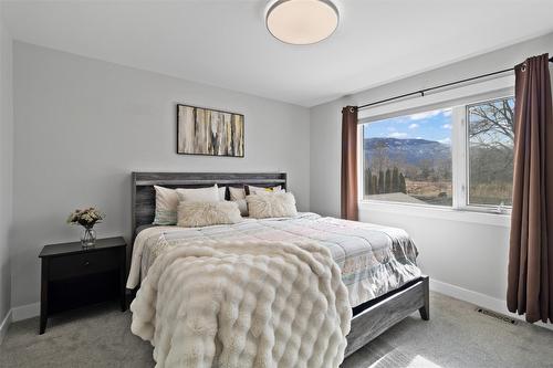 2134 Blackwell Avenue, Merritt, BC - Indoor Photo Showing Bedroom