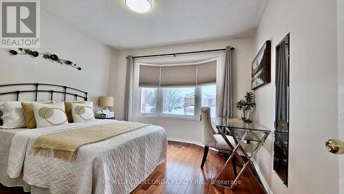 BR 2 - 73 Snowdon Circle, Markham, ON - Indoor Photo Showing Bedroom
