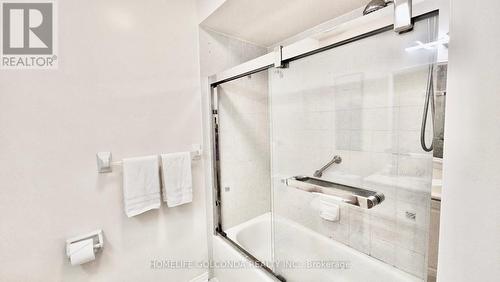 73 Snowdon Circle, Markham, ON - Indoor Photo Showing Bathroom