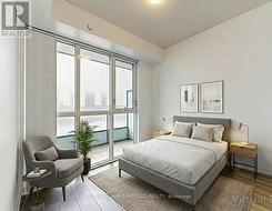 920 - 38 HONEYCRISP CRESCENT  Vaughan, ON L4K 0M8