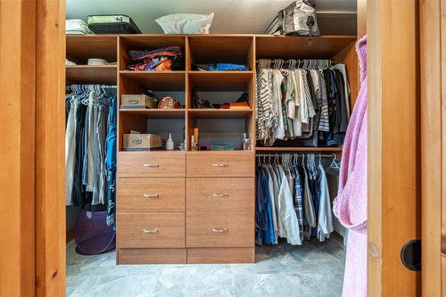 705 Creighton Valley Road, Lumby, BC - Indoor With Storage