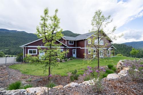 705 Creighton Valley Road, Lumby, BC - Outdoor