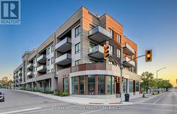 314 - 123 MAURICE DRIVE  Oakville, ON L6K 2W6