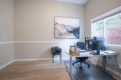 2102 Lillooet Court, Kelowna, BC - Indoor Photo Showing Office