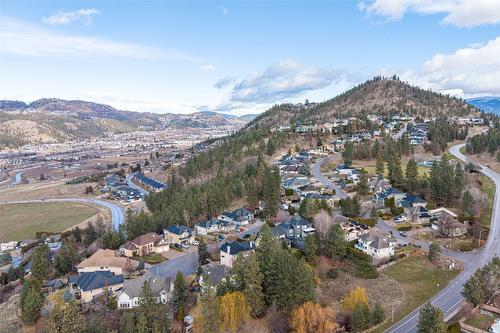2102 Lillooet Court, Kelowna, BC - Outdoor With View