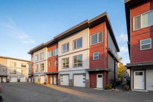504-3351 Luxton Rd, Langford, BC 