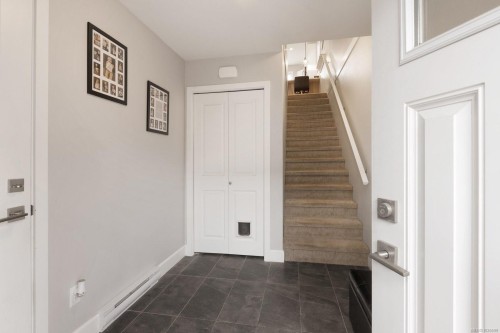 504-3351 Luxton Rd, Langford, BC 