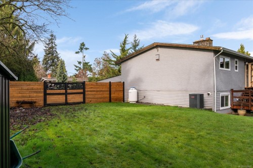 4503 Chestnut Rd, Cowichan Bay, BC 