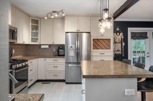 4503 Chestnut Rd, Cowichan Bay, BC 