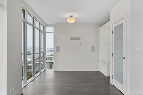 809-83 Saghalie Rd, Victoria, BC - Indoor Photo Showing Other Room