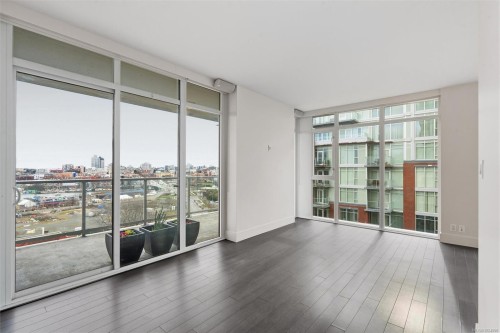 809-83 Saghalie Rd, Victoria, BC - Indoor