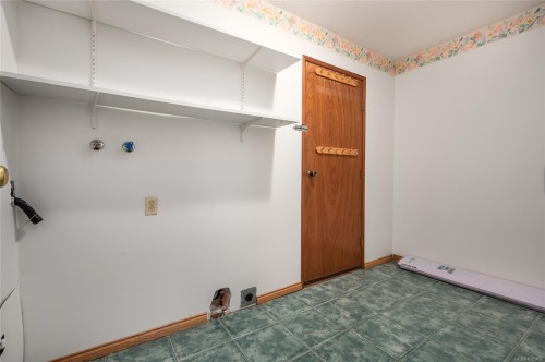 635 Doehle Ave, Parksville, BC 