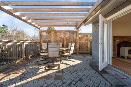 635 Doehle Ave, Parksville, BC 