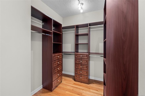 10077 Island View Close, Chemainus, BC 