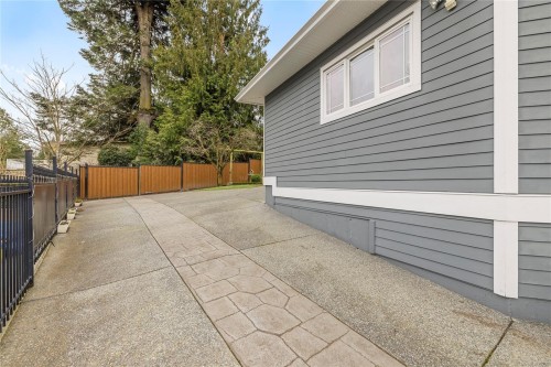 10077 Island View Close, Chemainus, BC 