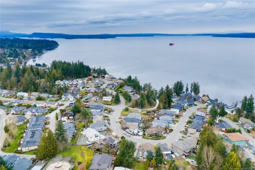 10077 Island View Close, Chemainus, BC 