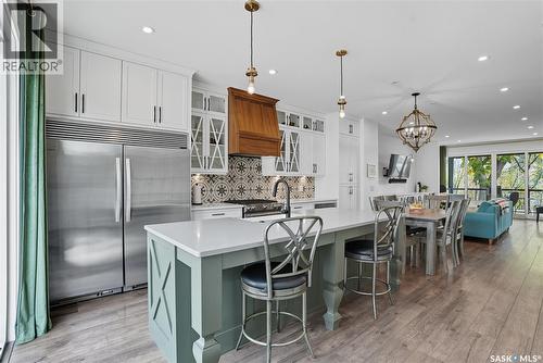 1172A Spadina Crescent E, Saskatoon, SK - Indoor Photo Showing Kitchen With Upgraded Kitchen