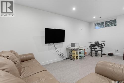 1172A Spadina Crescent E, Saskatoon, SK - Indoor