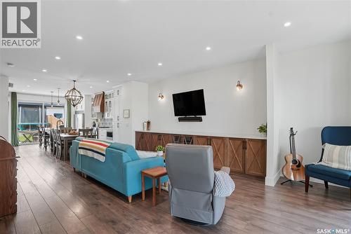 1172A Spadina Crescent E, Saskatoon, SK - Indoor Photo Showing Living Room