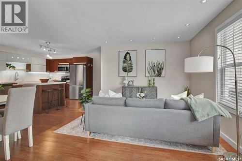 611 1015 Patrick Crescent, Saskatoon, SK - Indoor Photo Showing Living Room