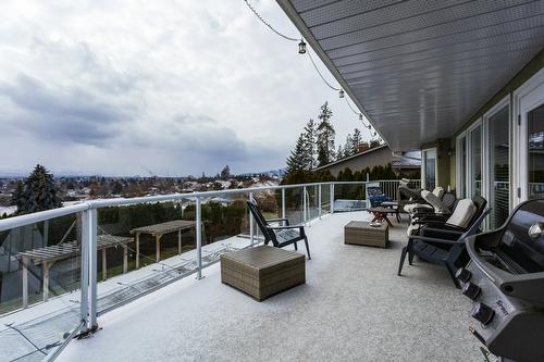 1769 Broadview Avenue, Kelowna, BC - Outdoor With Exterior