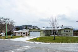 1769 Broadview Avenue  Kelowna, BC V1Y 4G3