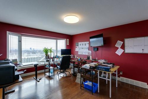 1769 Broadview Avenue, Kelowna, BC - Indoor Photo Showing Office