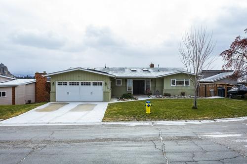 1769 Broadview Avenue, Kelowna, BC - Outdoor With Facade