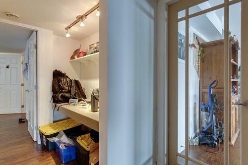 1769 Broadview Avenue, Kelowna, BC - Indoor