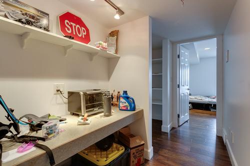 1769 Broadview Avenue, Kelowna, BC - Indoor Photo Showing Other Room