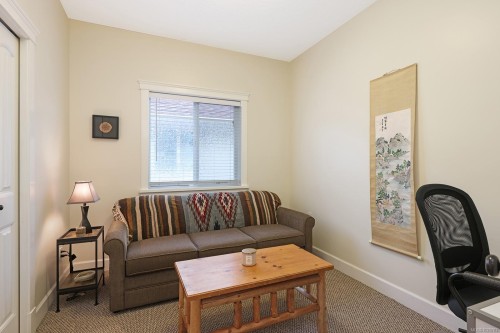 3311 Eighth St, Cumberland, BC 