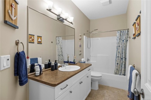 8-5300 Gainsberg Rd, Bowser, BC 