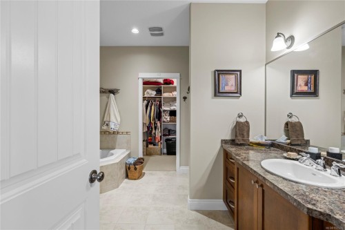 8-5300 Gainsberg Rd, Bowser, BC 