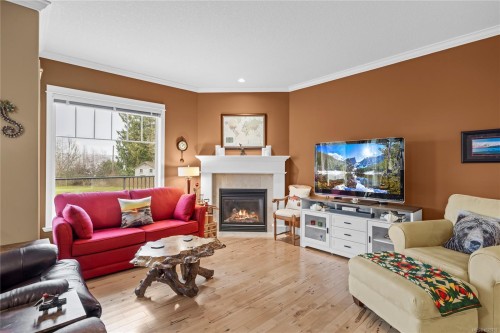 8-5300 Gainsberg Rd, Bowser, BC 