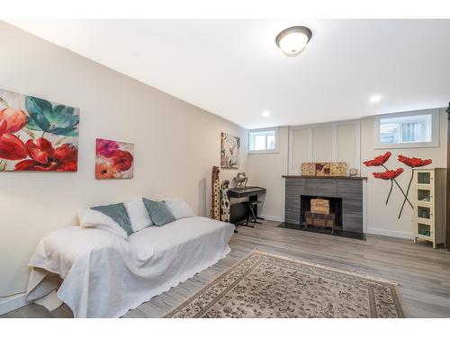 9727 Hazel Street|Chilliwack Proper East, Chilliwack, BC - Indoor Photo Showing Basement With Fireplace