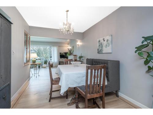 9727 Hazel Street|Chilliwack Proper East, Chilliwack, BC - Indoor Photo Showing Dining Room