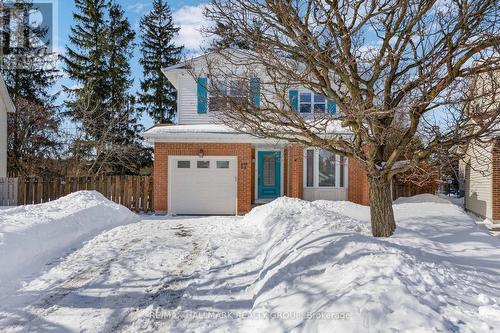 17 GLENMORISTON AVENUE  Ottawa, ON K2L 2S3