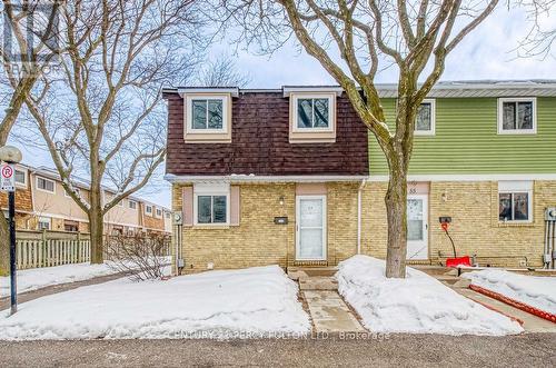 56 - 1331 GLENANNA ROAD  Pickering, ON L1V 2Y4