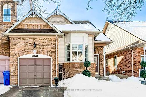 63 OCHALSKI ROAD  Aurora, ON L4G 7J3