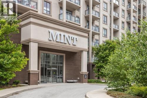 2490 OLD BRONTE Road Unit# 301  Oakville, ON L6M 0Y5