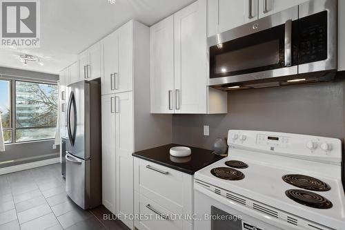 510 - 570 Proudfoot Lane, London North (North N), ON - Indoor Photo Showing Kitchen