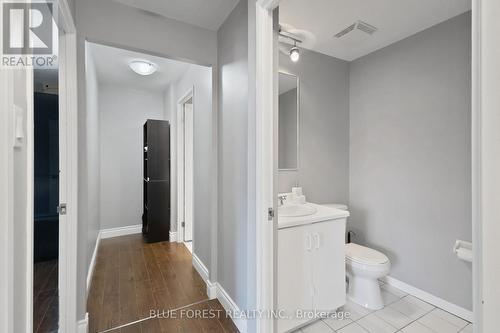 510 - 570 Proudfoot Lane, London North (North N), ON - Indoor Photo Showing Bathroom