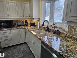 8512 131 AV NW  Edmonton, AB T5E 0W2